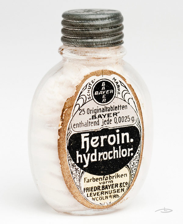 heroin-logo-1.jpg